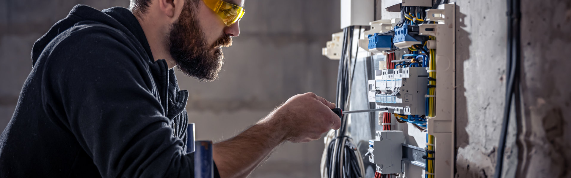 elektro-meisterbetrieb-swisttal-im-rhein-sieg-kreis-neubau-elektroinstallation